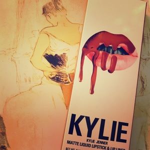 NEW Pumpkin Kylie lipkit